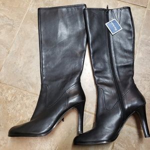 Ralph Lauren black leather boots size 8.5